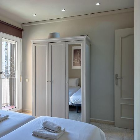 Stay U-Nique Apartments Torre Damians Barcelone Extérieur photo