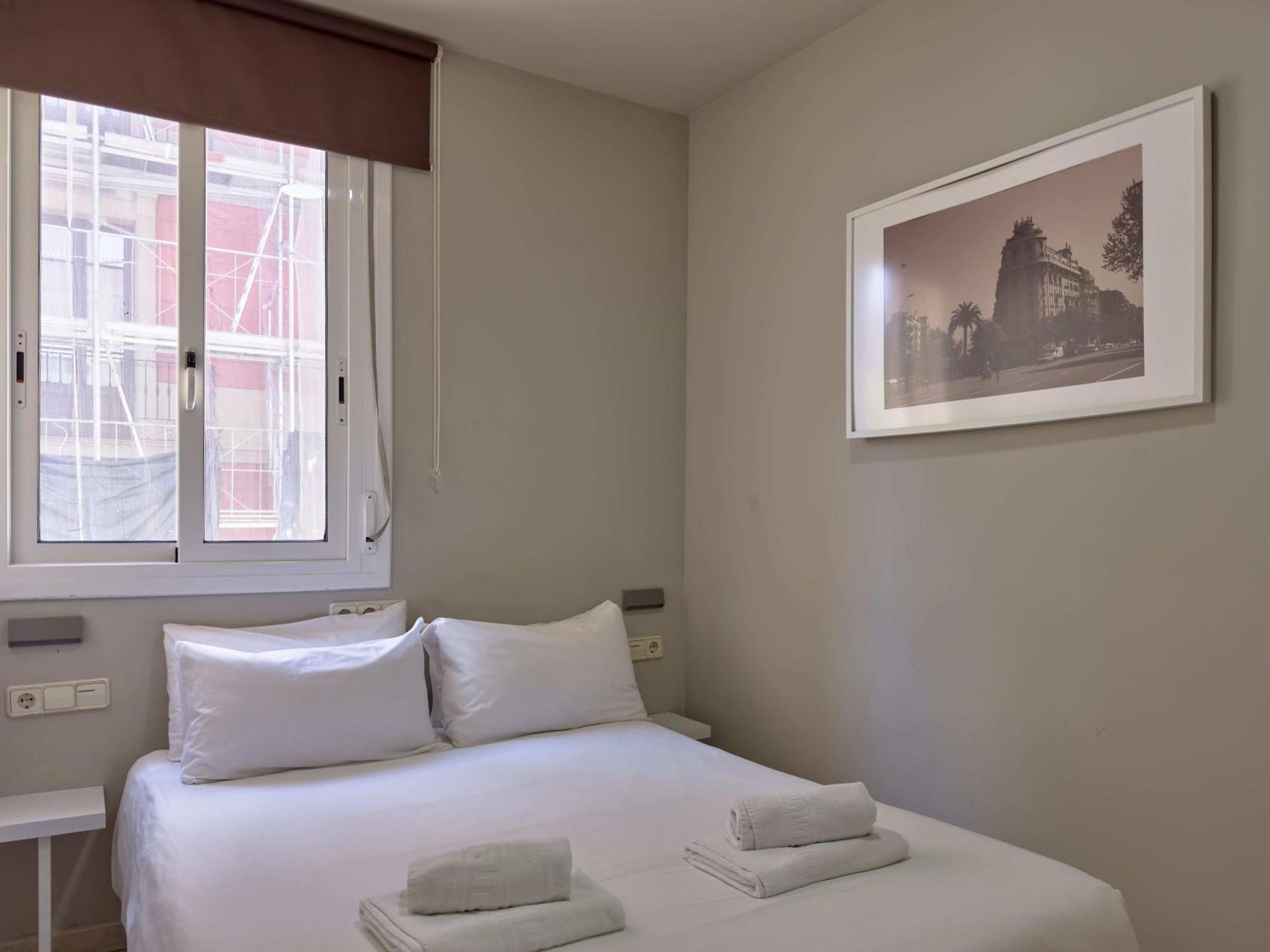Stay U-Nique Apartments Torre Damians Barcelone Extérieur photo