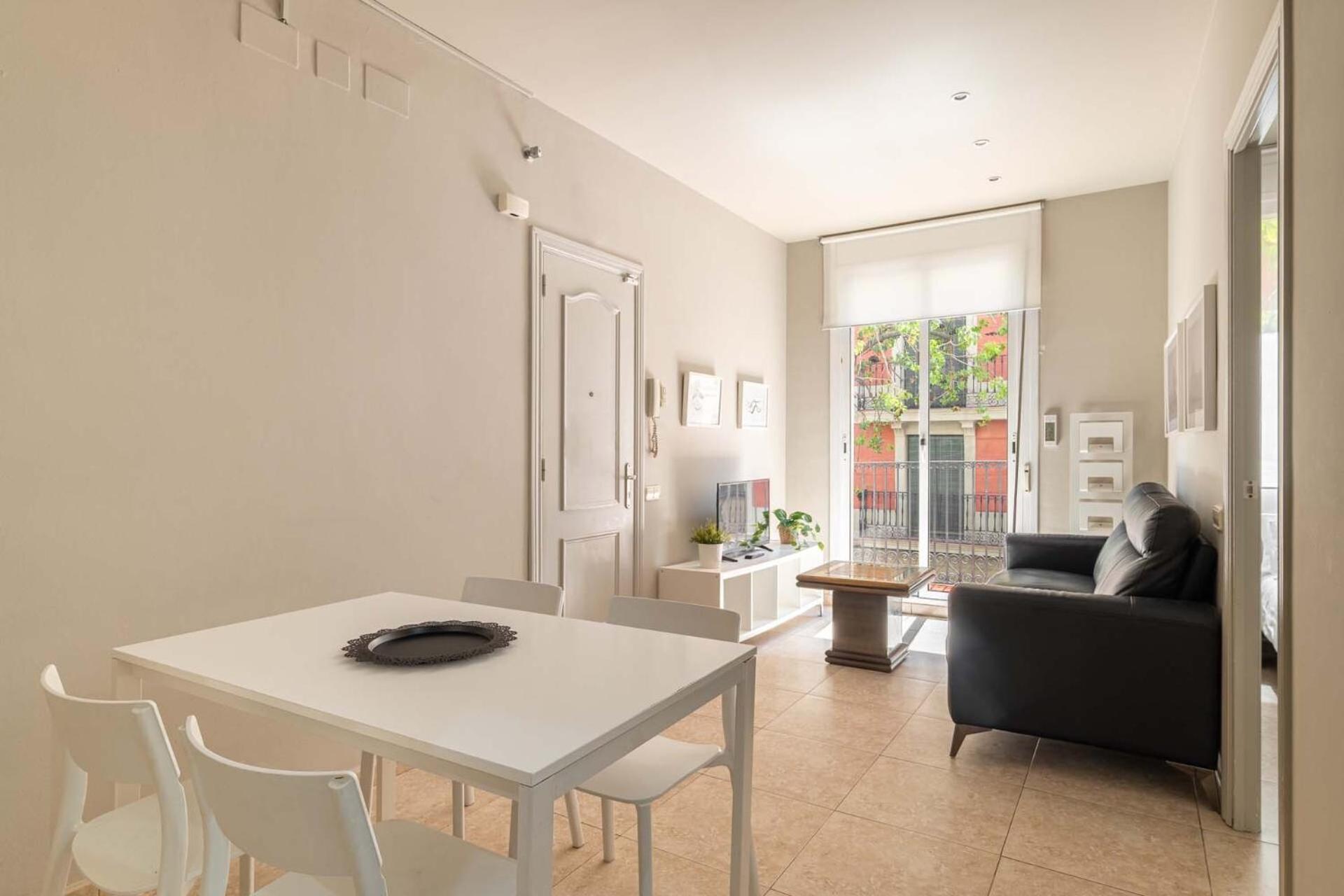 Stay U-Nique Apartments Torre Damians Barcelone Extérieur photo