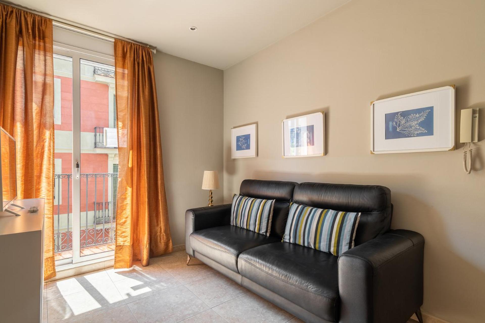 Stay U-Nique Apartments Torre Damians Barcelone Extérieur photo